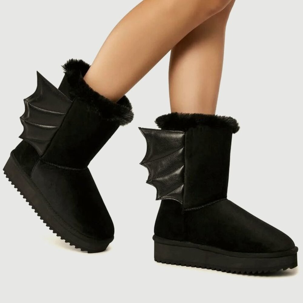 BRAND NEW Dolls Kill Grave Girls Bat to Worse Boot, Super Soft Size 9 Halloween